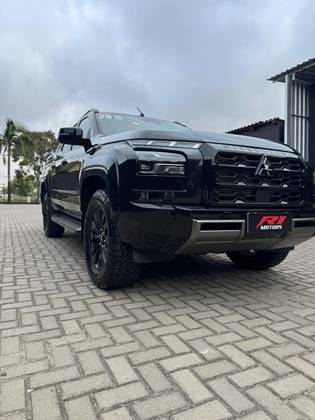 MITSUBISHI TRITON 2.4 BITURBO DIESEL CD KATANA SR80 4X4 AUTOMÁTICO